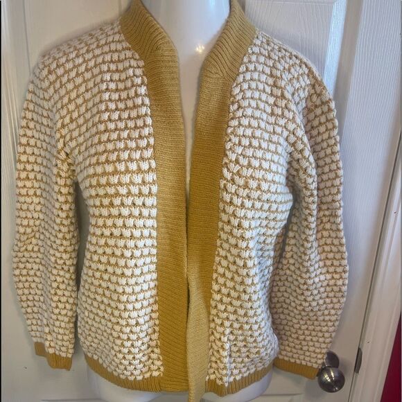 Vintage Featherknits  gold and white cardigan - Picture 1 of 8